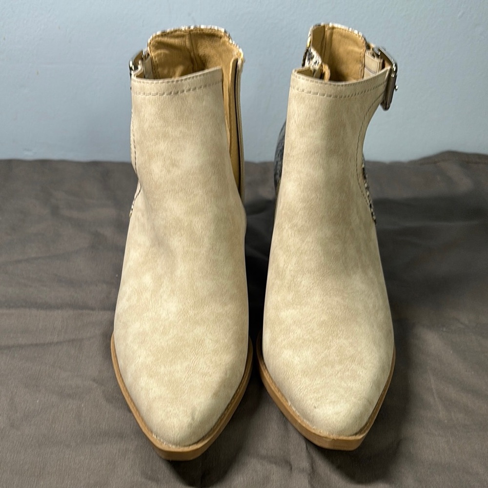Seven Dials Cream Ankle Booties with Suede Finish